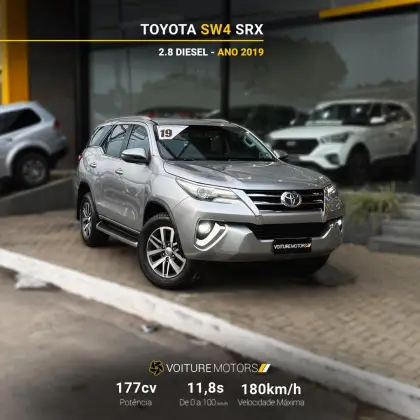 TOYOTA HILUX SW4 2.8 SRX 4X4 7 LUGARES 16V TURBO INTERCOOLER DIESEL 4P AUTOMÁTICO