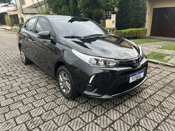 TOYOTA YARIS 1.5 16V FLEX SEDAN XS CONNECT MULTIDRIVE TOYOTA YARIS 1.5 16V FLEX SEDAN XS CONNECT MULTIDRIVE