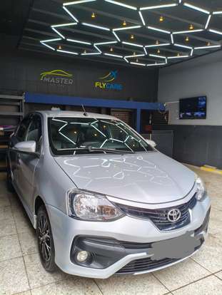 TOYOTA-ETIOS-2017