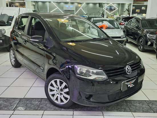 VOLKSWAGEN-FOX-2013