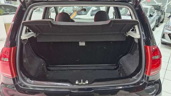 VOLKSWAGEN-FOX-2013