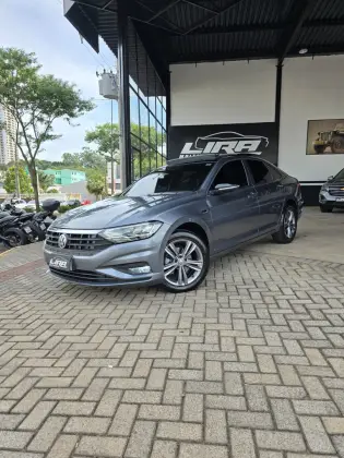 VOLKSWAGEN JETTA 1.4 250 TSI TOTAL FLEX R-LINE TIPTRONIC