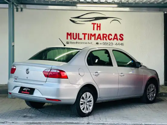 VOLKSWAGEN-POLO-1.6 MI 8V FLEX 4P AUTOMATIZADO VOLKSWAGEN-POLO-2012