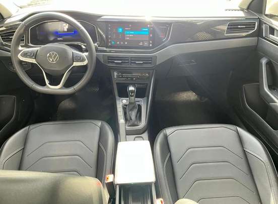 VOLKSWAGEN-VIRTUS-2024
