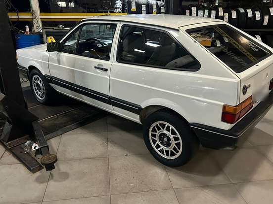 VOLKSWAGEN-GOL-1991