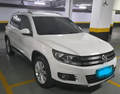 VOLKSWAGEN TIGUAN 2.0 TSI 16V TURBO GASOLINA 4P TIPTRONIC VOLKSWAGEN TIGUAN 2.0 TSI 16V TURBO GASOLINA 4P TIPTRONIC