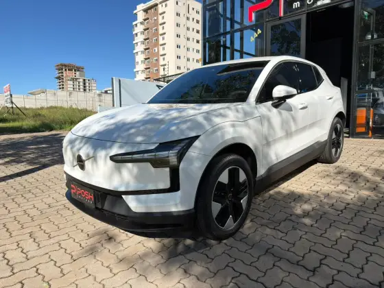 VOLVO EX30 69 KW ELÉTRICO CORE