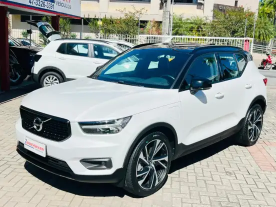 VOLVO-XC40-1.5 T5 RECHARGE R-DESIGN GEARTRONIC VOLVO-XC40-2020