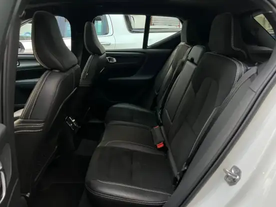 VOLVO-XC40-1.5 T5 RECHARGE R-DESIGN GEARTRONIC VOLVO-XC40-2020