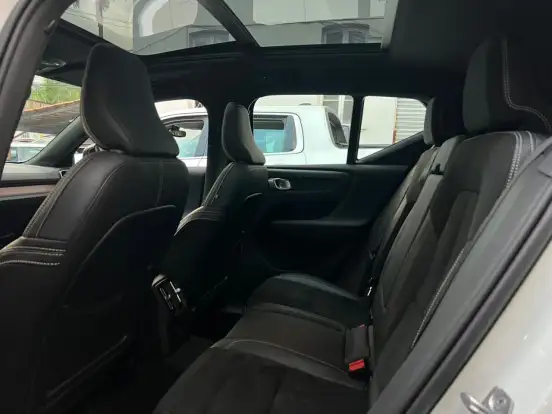 VOLVO-XC40-1.5 T5 RECHARGE R-DESIGN GEARTRONIC VOLVO-XC40-2020