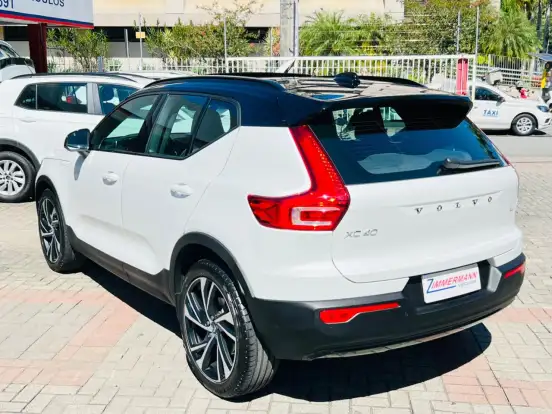 VOLVO-XC40-1.5 T5 RECHARGE R-DESIGN GEARTRONIC VOLVO-XC40-2020