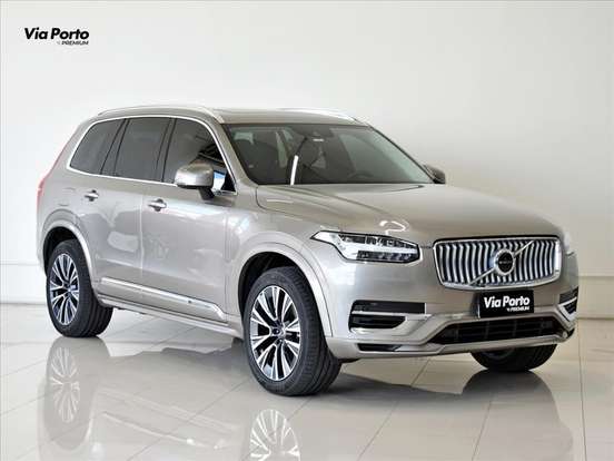 VOLVO-XC90-2022