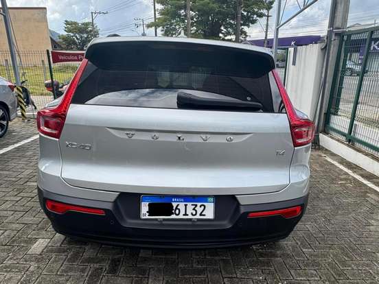 VOLVO-XC40-2.0 T4 GASOLINA GEARTRONIC VOLVO-XC40-2018