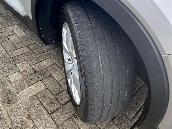 VOLVO-XC40-2.0 T4 GASOLINA GEARTRONIC VOLVO-XC40-2018