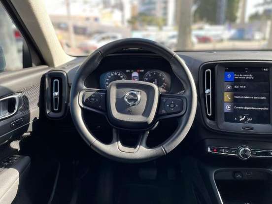VOLVO-XC40-2.0 T4 GASOLINA GEARTRONIC VOLVO-XC40-2018