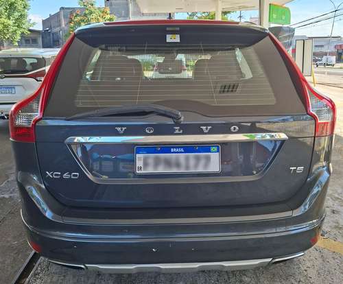 VOLVO-XC60-2014