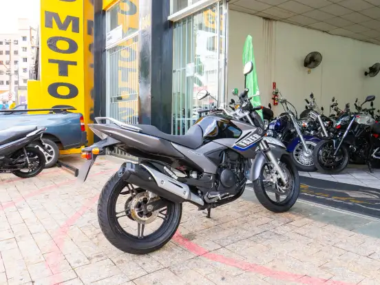 YAMAHA-FAZER 250IE LIMITED EDITION YAMAHA-FAZER 250IE LIMITED EDITION-2012