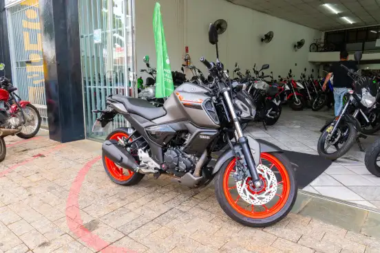 YAMAHA-FZ15 FAZER CONNECTED ABS YAMAHA-FZ15 FAZER CONNECTED ABS-2025