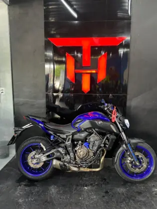 YAMAHA MT-07 ABS YAMAHA MT-07 ABS