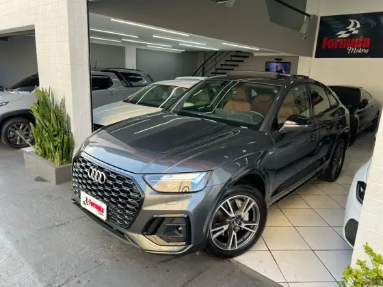 AUDI Q5 2.0 55 TFSIE PHEV PERFORMANCE BLACK QUATTRO S TRONIC AUDI Q5 2.0 55 TFSIE PHEV PERFORMANCE BLACK QUATTRO S TRONIC
