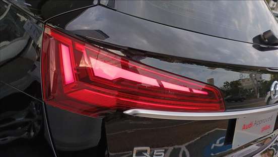 AUDI-Q5-2023