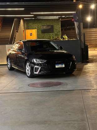 AUDI-A4-2021
