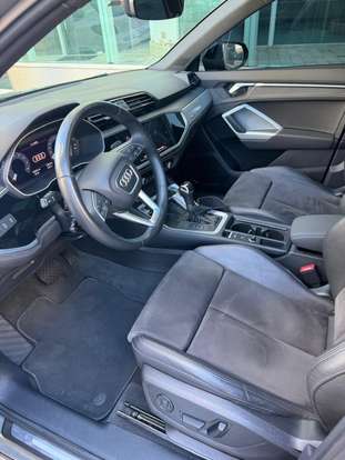 AUDI-Q3-2021