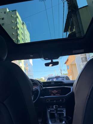AUDI-Q3-2021