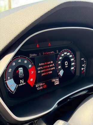 AUDI-Q3-2021
