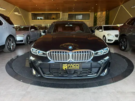 BMW 320i 2.0 16V TURBO FLEX M SPORT AUTOMÁTICO BMW 320i 2.0 16V TURBO FLEX M SPORT AUTOMÁTICO