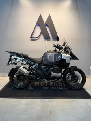 BMW R 1300 GS ADVENTURE TRIPLE BLACK BMW R 1300 GS ADVENTURE TRIPLE BLACK
