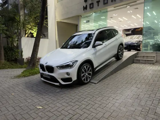BMW X1 2.0 16V TURBO ACTIVEFLEX XDRIVE25I SPORT 4P AUTOMÁTICO