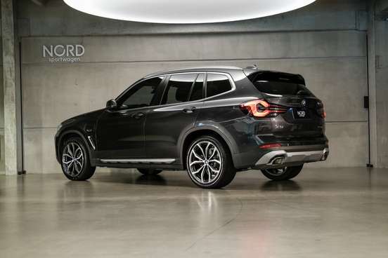BMW-X3-2022