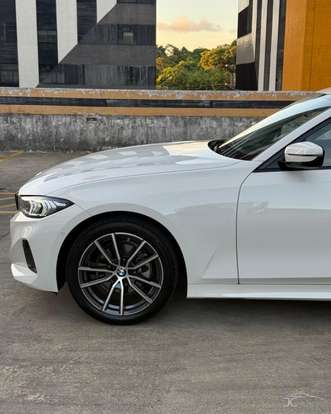 BMW-320i-2024