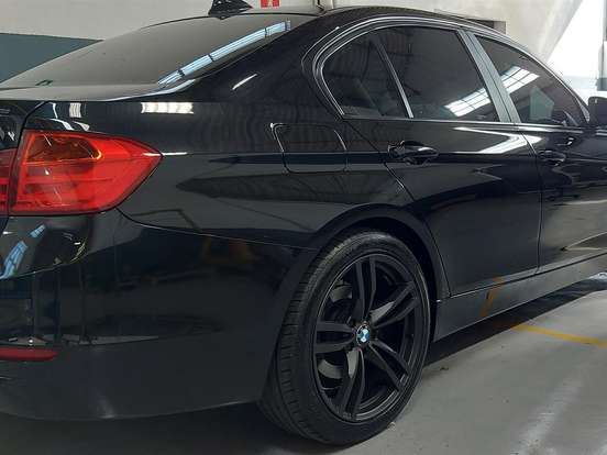 BMW-328i-2.0 PLUS SEDAN 16V GASOLINA 4P AUTOMÁTICO BMW-328i-2012