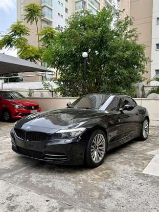 BMW-Z4-2.5 I6 GASOLINA SDRIVE23I AUTOMÁTICO BMW-Z4-2010