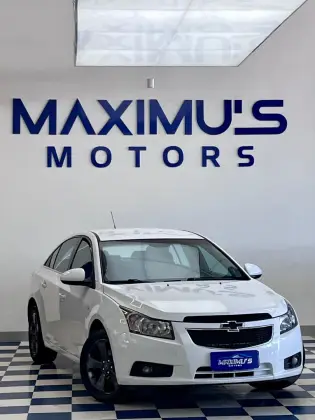 CHEVROLET CRUZE 1.8 LTZ 16V FLEX 4P AUTOMÁTICO CHEVROLET CRUZE 1.8 LTZ 16V FLEX 4P AUTOMÁTICO
