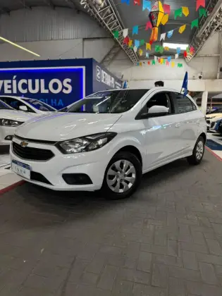 CHEVROLET ONIX 1.0 MPFI LT 8V FLEX 4P MANUAL CHEVROLET ONIX 1.0 MPFI LT 8V FLEX 4P MANUAL
