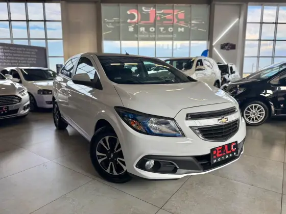 CHEVROLET ONIX 1.4 MPFI LTZ 8V FLEX 4P MANUAL