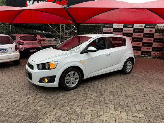 CHEVROLET SONIC 1.6 LT 16V FLEX 4P AUTOMÁTICO