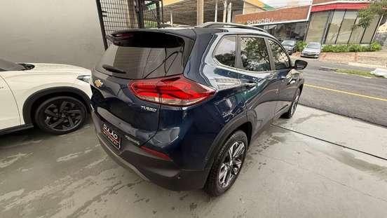 CHEVROLET-TRACKER-2024