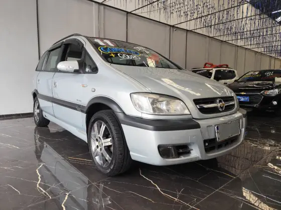 CHEVROLET ZAFIRA 2.0 MPFI ELITE 8V FLEX 4P AUTOMÁTICO CHEVROLET ZAFIRA 2.0 MPFI ELITE 8V FLEX 4P AUTOMÁTICO