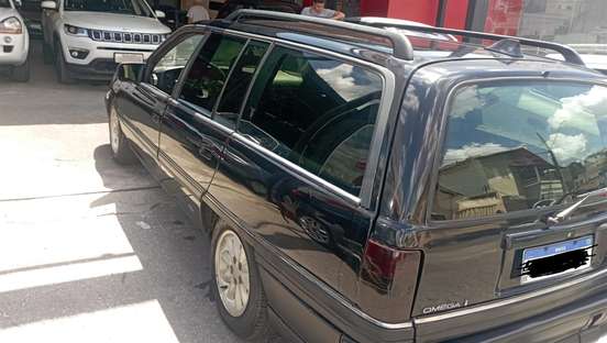 CHEVROLET-OMEGA-1993