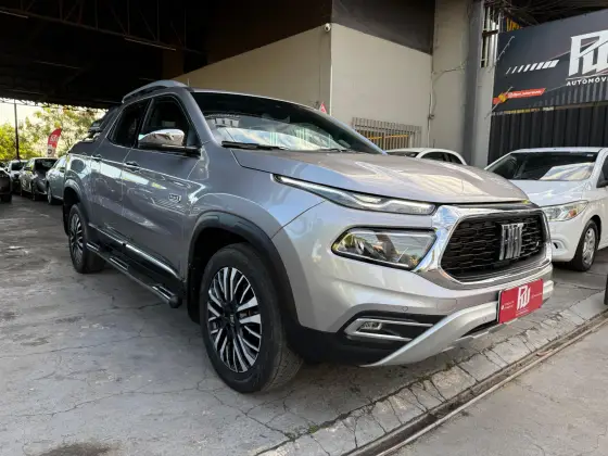 FIAT TORO 2.2 TURBO DIESEL RANCH 4WD AT9