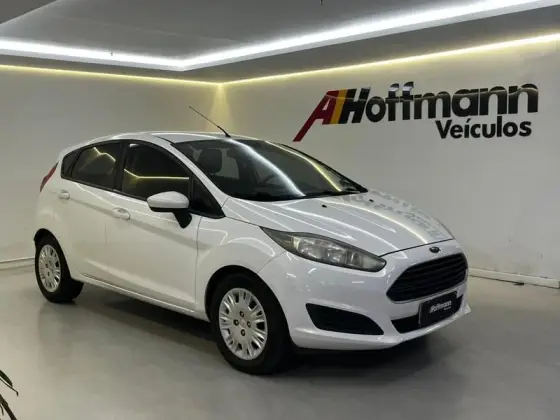 FORD FIESTA 1.5 SE HATCH 16V FLEX 4P MANUAL FORD FIESTA 1.5 SE HATCH 16V FLEX 4P MANUAL