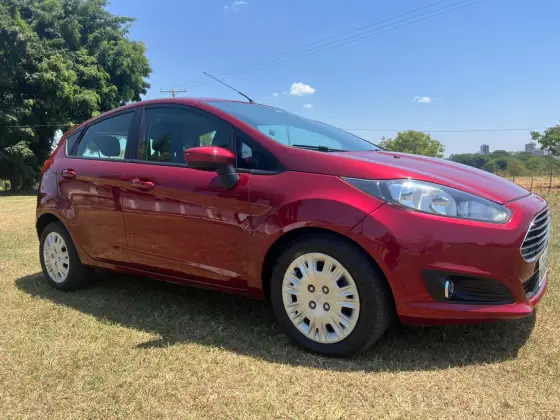 FORD FIESTA 1.5 SE HATCH 16V FLEX 4P MANUAL FORD FIESTA 1.5 SE HATCH 16V FLEX 4P MANUAL