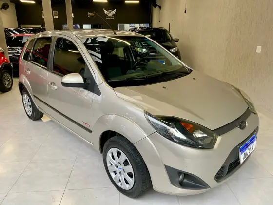 FORD FIESTA 1.6 MPI CLASS HATCH 8V FLEX 4P MANUAL