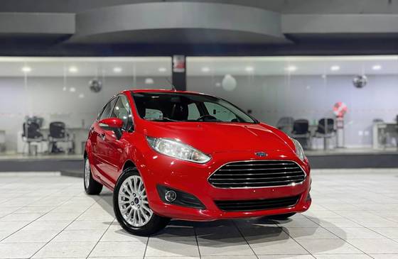 FORD FIESTA 1.6 TITANIUM HATCH 16V FLEX 4P POWERSHIFT