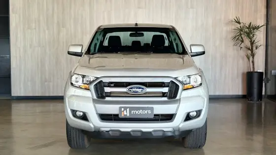 FORD RANGER 2.2 XLS 4X4 CD 16V DIESEL 4P AUTOMÁTICO