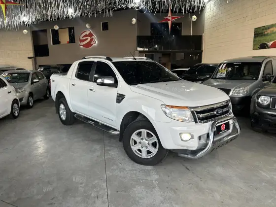 FORD RANGER 3.2 LIMITED 4X4 CD 20V DIESEL 4P AUTOMÁTICO FORD RANGER 3.2 LIMITED 4X4 CD 20V DIESEL 4P AUTOMÁTICO